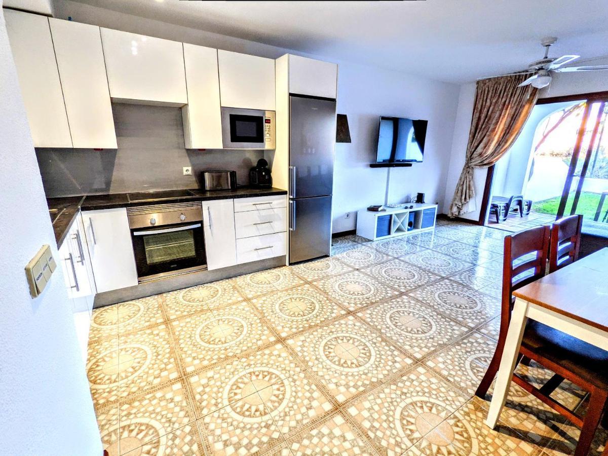 Luxury Newly Refurbished Modern Apartment With Stunning Mountain Views - Xmas And Ny 2025-2026 Now Booking San Miguel de Abona Exteriör bild